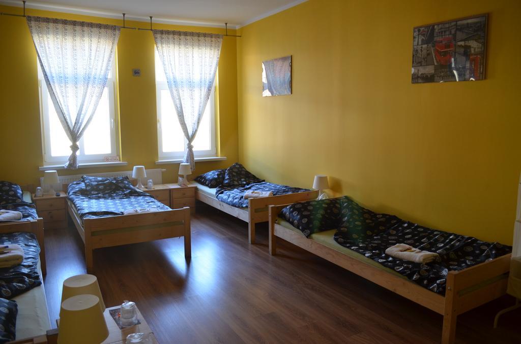 Hostel Puzzle - Jezyce - Poznan — Photos 1